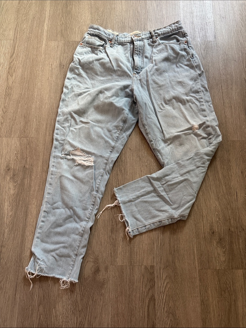 Universal Thread Light Blue Distressed Boyfriend Jeans